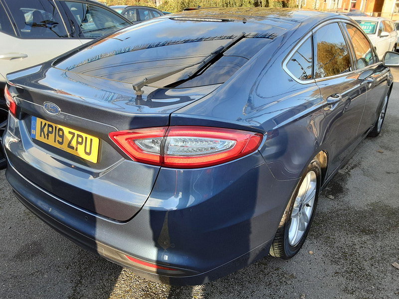 Ford Mondeo 2.0 TDCi ECO Zetec Edition Euro 6 (s/s) 5dr 5dr Manual 2026
