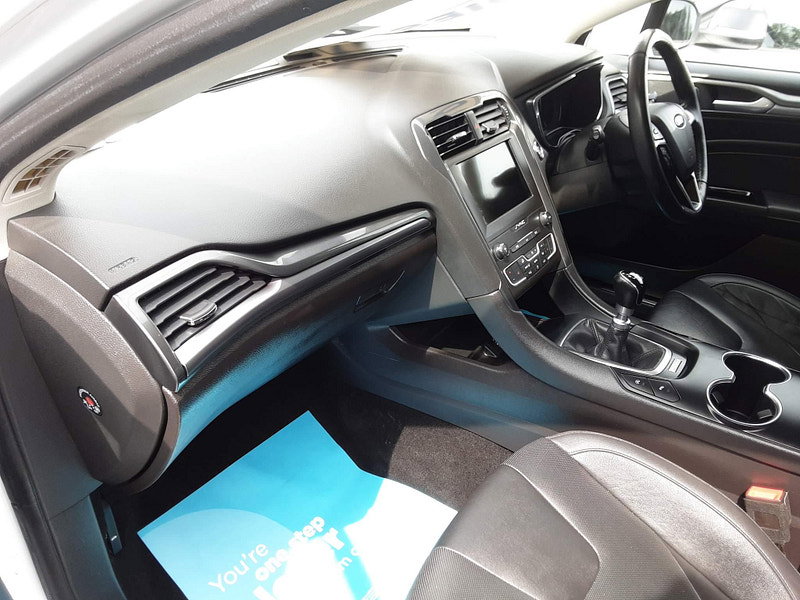 Ford Mondeo 2.0 EcoBlue Titanium Edition Euro 6 (s/s) 5dr 5dr Manual 2026