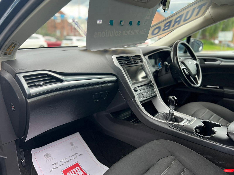 Ford Mondeo 2.0 EcoBlue Zetec Edition Euro 6 (s/s) 5dr 5dr Manual 2026