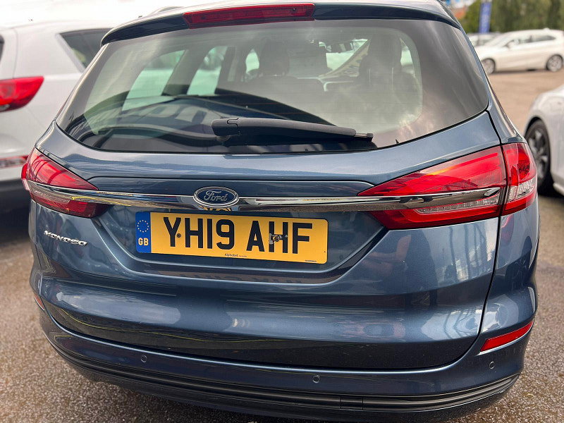 Ford Mondeo 2.0 EcoBlue Zetec Edition Euro 6 (s/s) 5dr 5dr Manual 2026