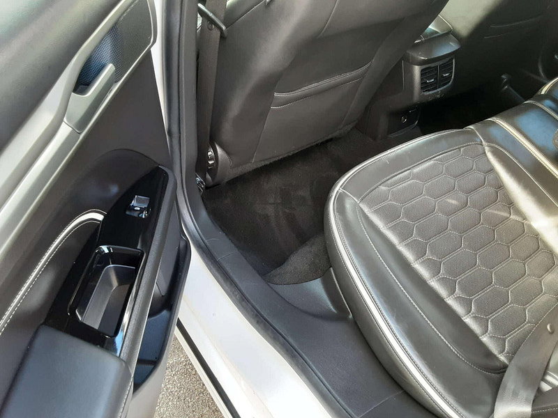 Ford Mondeo 2.0 Mondeo Vignale HEV Auto 4dr 4dr Automatic 2026