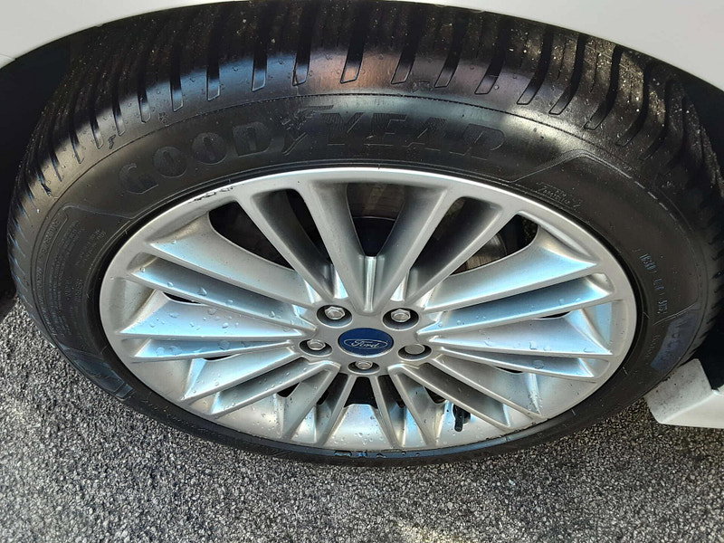 Ford Mondeo 2.0 Mondeo Vignale HEV Auto 4dr 4dr Automatic 2026