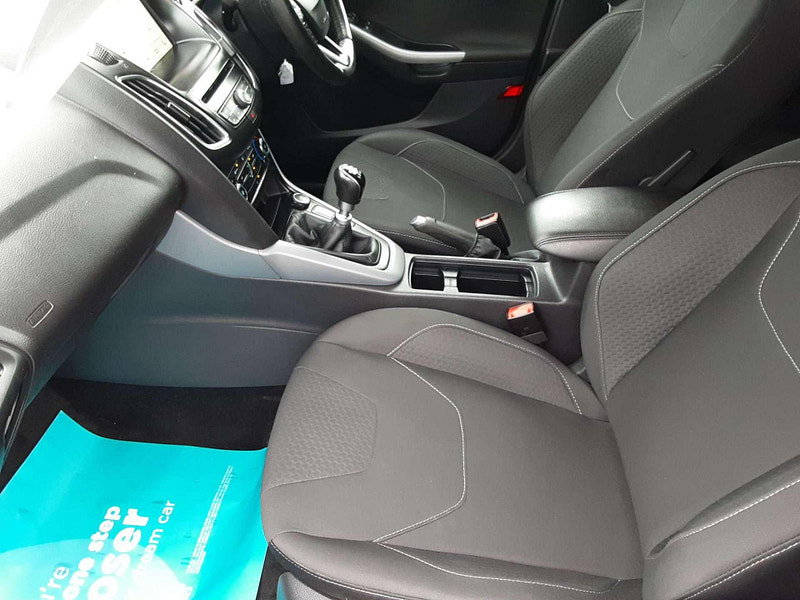 Ford Focus 1.5 TDCi Zetec Edition Euro 6 (s/s) 5dr 5dr Manual 2026