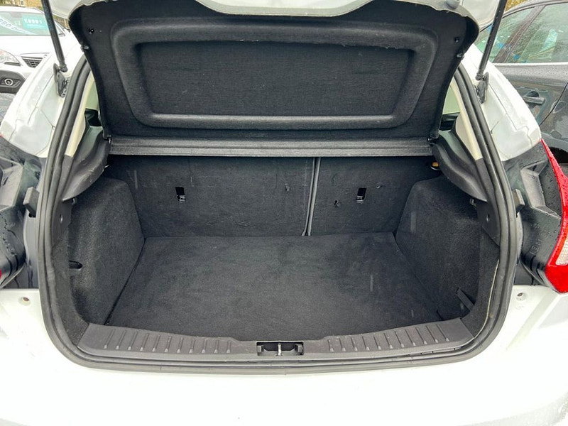 Ford Focus 1.6 TDCi 115 Zetec 5dr 5dr Manual 2026