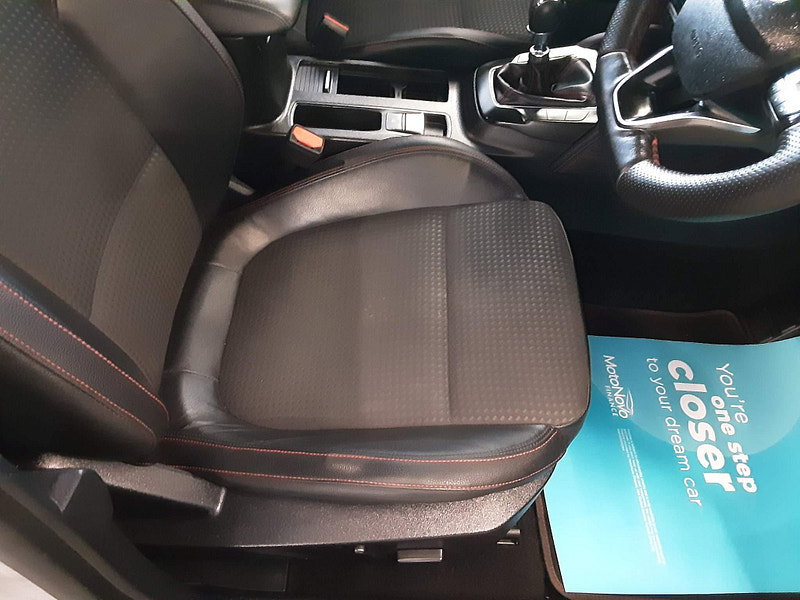 Ford Focus 1.0T EcoBoost MHEV ST-Line X Edition Euro 6 (s/s) 5dr 5dr Manual 2026