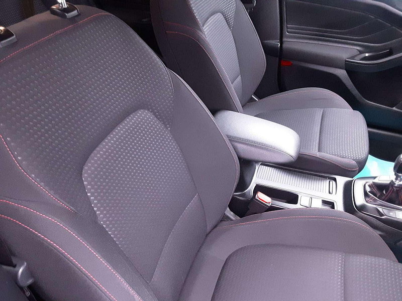 Ford Focus 1.0T EcoBoost ST-Line Euro 6 (s/s) 5dr 5dr Manual 2026