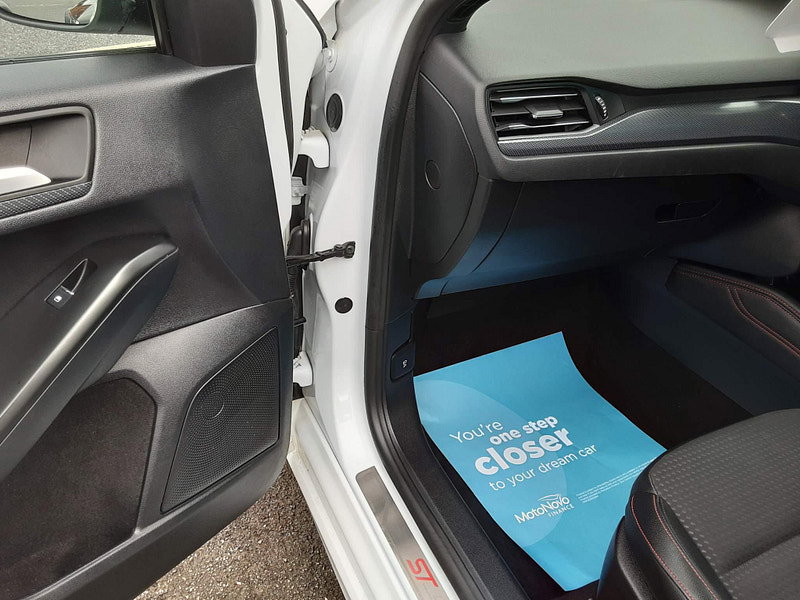 Ford Focus 2.0 EcoBlue ST-Line X Euro 6 (s/s) 5dr 5dr Manual 2026