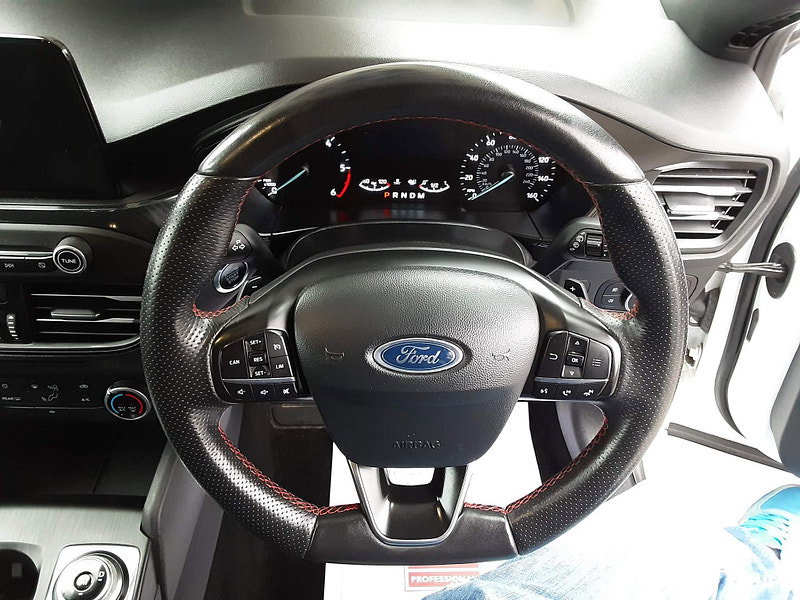 Ford Focus 2.0 EcoBlue ST-Line Auto Euro 6 (s/s) 5dr 5dr Automatic 2026
