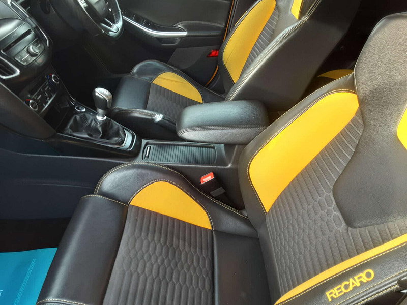 Ford Focus 2.0 Focus ST-2 T 5dr 5dr Manual 2026