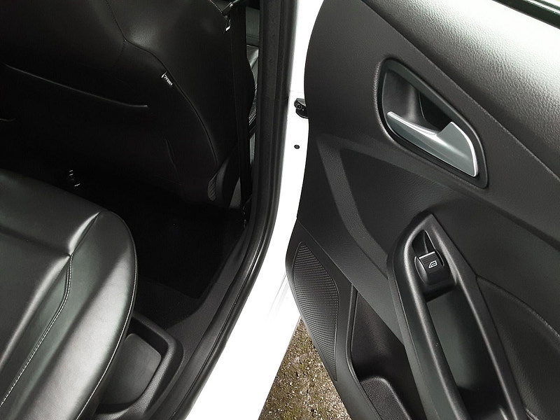 Ford Focus 2.0 TDCi ST-3 Euro 6 (s/s) 5dr 5dr Manual 2026