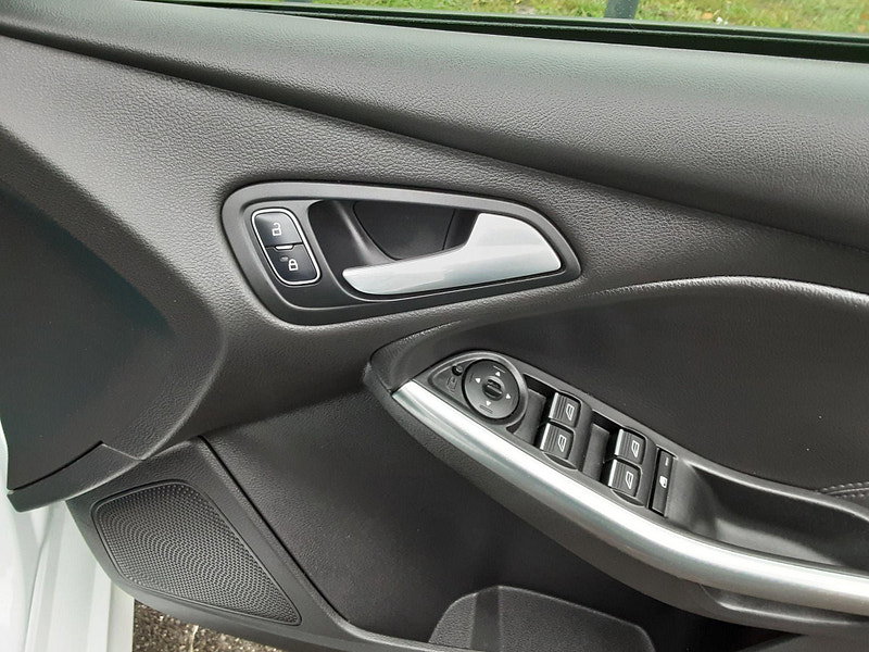 Ford Focus 2.0 TDCi ST-3 Euro 6 (s/s) 5dr 5dr Manual 2026