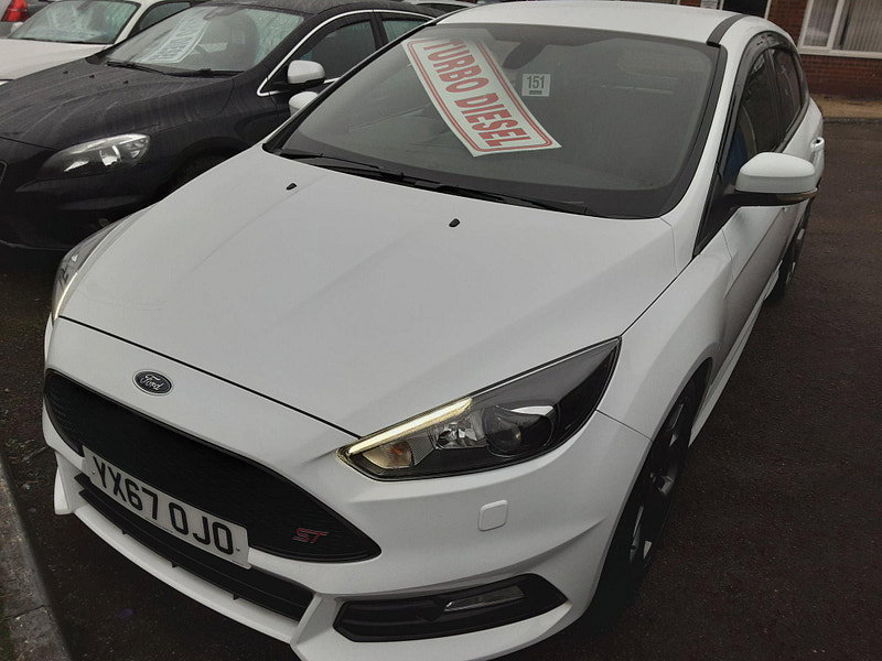 Ford Focus 2.0 TDCi ST-3 Euro 6 (s/s) 5dr 5dr Manual 2026