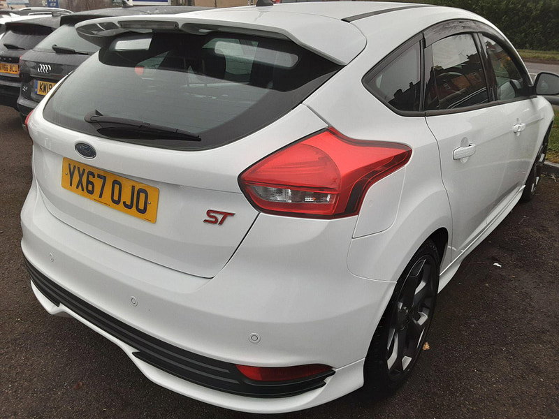 Ford Focus 2.0 TDCi ST-3 Euro 6 (s/s) 5dr 5dr Manual 2026