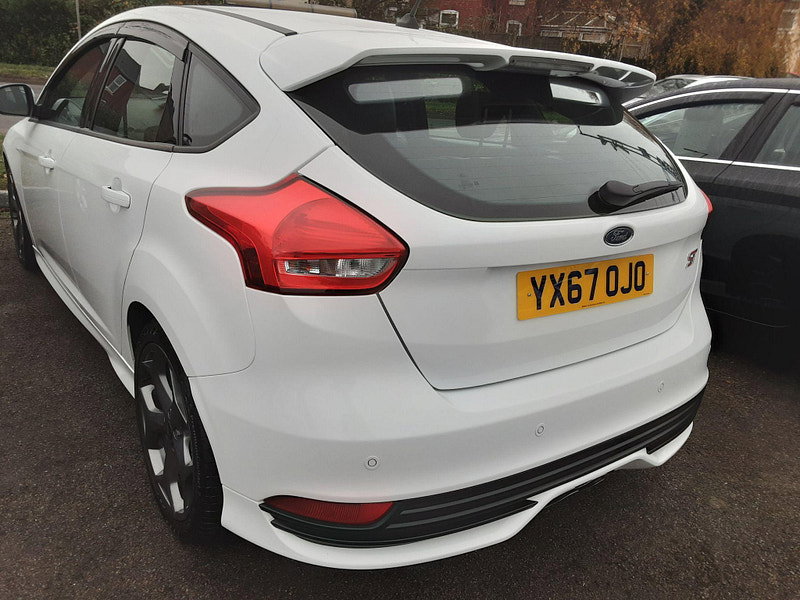 Ford Focus 2.0 TDCi ST-3 Euro 6 (s/s) 5dr 5dr Manual 2026