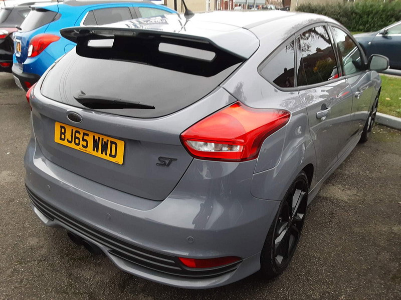 Ford Focus 2.0T EcoBoost ST-3 Euro 6 (s/s) 5dr 5dr Manual 2026
