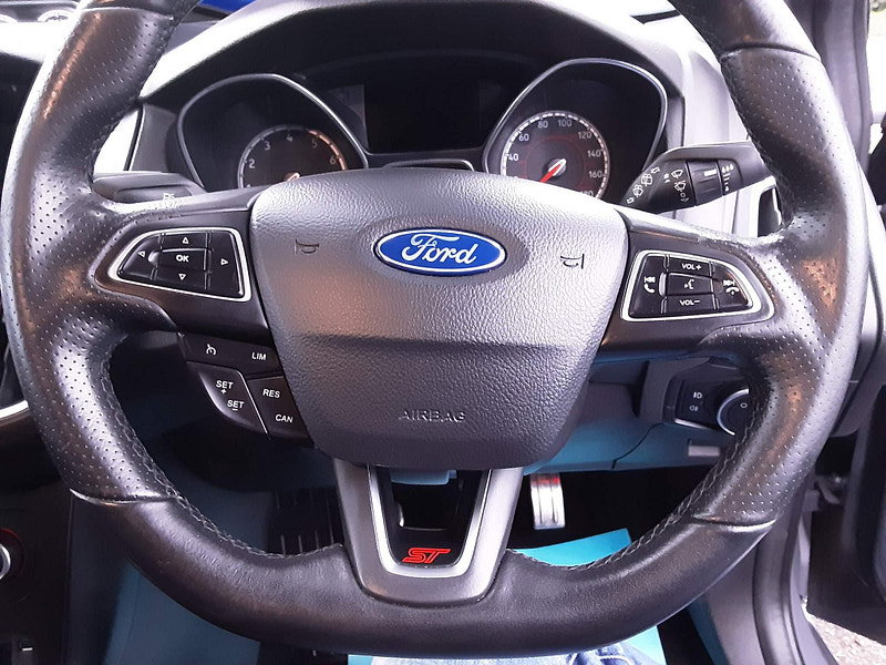 Ford Focus 2.0T EcoBoost ST-3 Euro 6 (s/s) 5dr 5dr Manual 2026