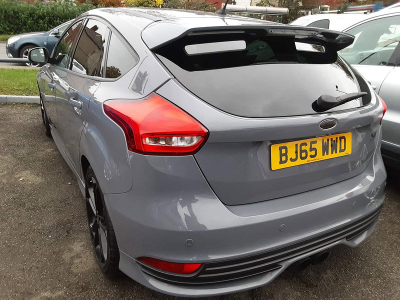 Ford Focus 2.0T EcoBoost ST-3 Euro 6 (s/s) 5dr 5dr Manual 2026