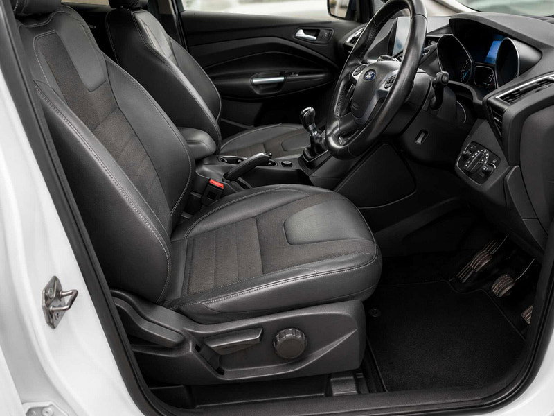 Ford Kuga 2.0 Kuga Titanium TDCi 4x4 4WD 5dr 5dr Manual 2026