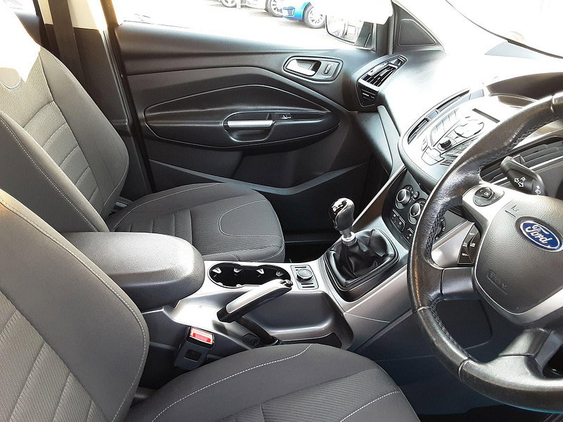 Ford Kuga 2.0 TDCi Zetec 2WD Euro 6 (s/s) 5dr 5dr Manual 2026