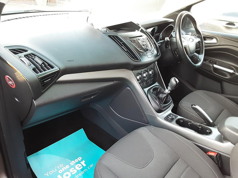 Ford Kuga 2.0 TDCi Zetec 2WD Euro 6 (s/s) 5dr 5dr Manual 2026