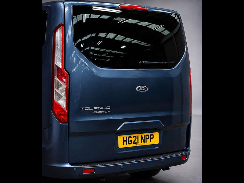 Ford Tourneo Custom 2.0 Tourneo Custom 320 Titanium EcoBlue 4dr 5dr Manual 2026