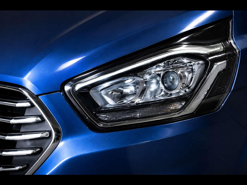 Ford Tourneo Custom 2.0 Tourneo Custom 320 Titanium EcoBlue 4dr 5dr Manual 2026