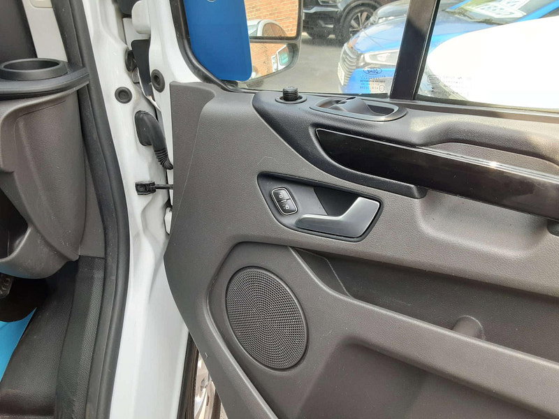 Ford Transit Custom 2.0 Transit Custom 300 Limited EcoBlue 5dr 5dr Manual 2026