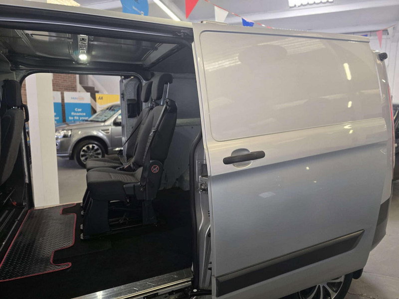Ford Transit Custom 2.2 Transit Custom 330 Trend E-Tech 5dr Manual 2026