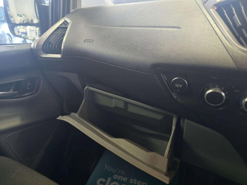 Ford Transit Custom 2.2 Transit Custom 330 Trend E-Tech 5dr Manual 2026