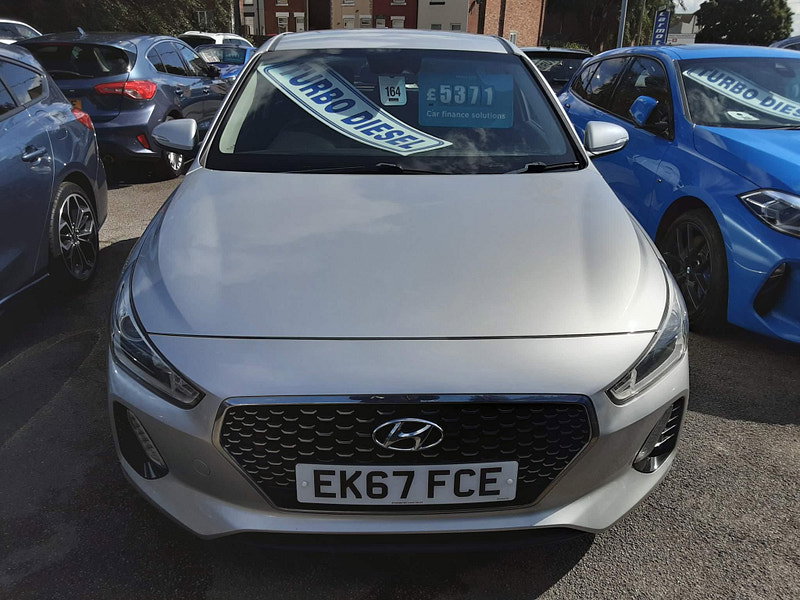 Hyundai I30 1.6 CRDi Blue Drive SE Nav Euro 6 (s/s) 5dr 5dr Manual 2026