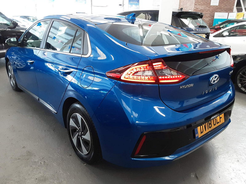 Hyundai IONIQ 1.6 h-GDi Premium SE DCT Euro 6 (s/s) 5dr 5dr Automatic 2026