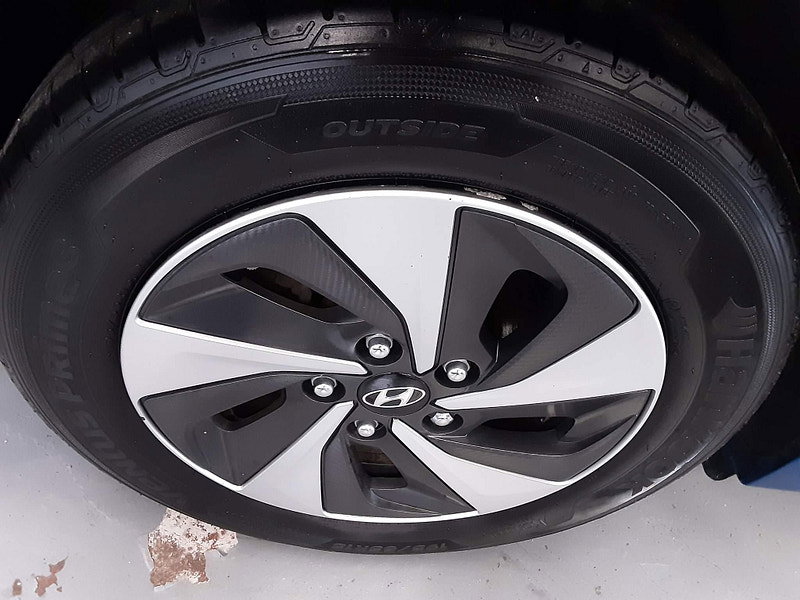 Hyundai IONIQ 1.6 h-GDi Premium SE DCT Euro 6 (s/s) 5dr 5dr Automatic 2026