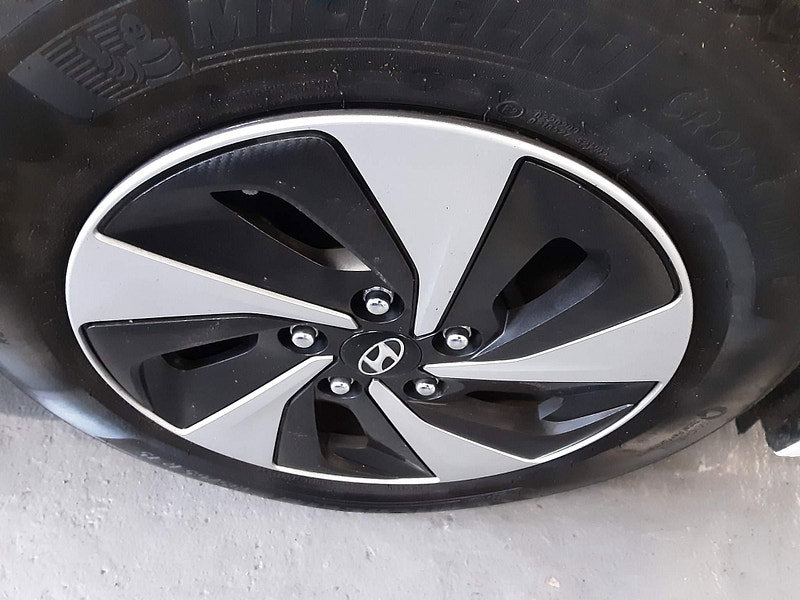 Hyundai IONIQ 1.6 h-GDi Premium SE DCT Euro 6 (s/s) 5dr 5dr Automatic 2026