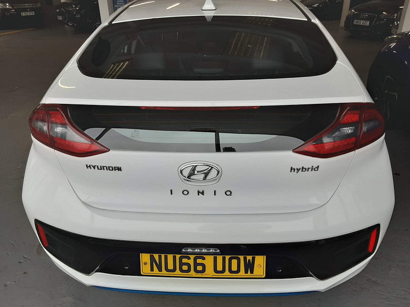 Hyundai IONIQ 1.6 h-GDi Premium SE DCT Euro 6 (s/s) 5dr 5dr Automatic 2026