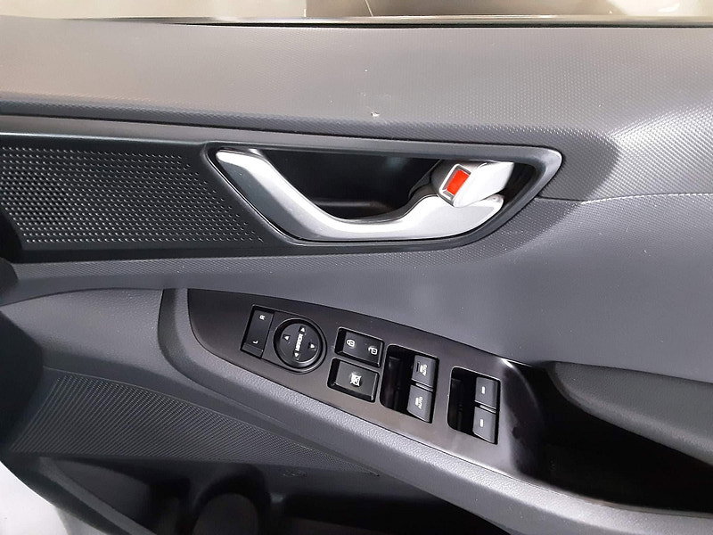 Hyundai IONIQ 1.6 h-GDi SE DCT Euro 6 (s/s) 5dr 5dr Automatic 2026