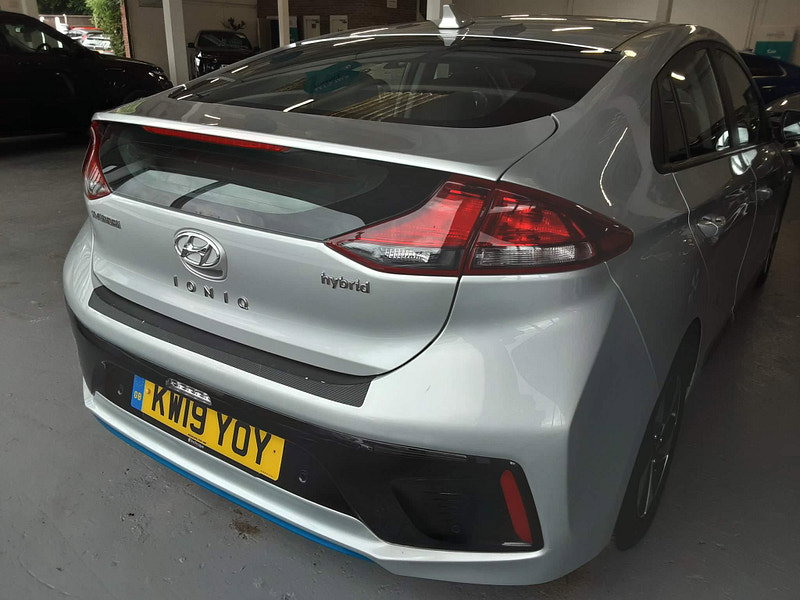 Hyundai IONIQ 1.6 h-GDi SE DCT Euro 6 (s/s) 5dr 5dr Automatic 2026
