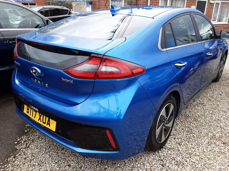 Hyundai IONIQ 1.6 IONIQ Premium SE FHEV Semi-Auto 5dr 5dr Automatic 2026