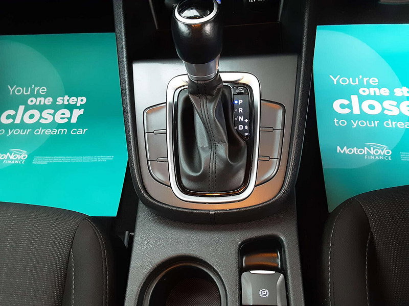Hyundai Kona 1.6 Kona SE Connect GDi HEV Semi-Auto 5dr 5dr Automatic 2026