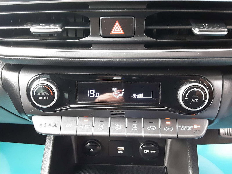 Hyundai Kona 1.6 Kona SE Connect GDi HEV Semi-Auto 5dr 5dr Automatic 2026