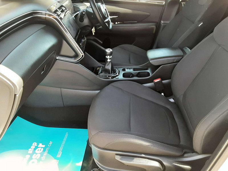 Hyundai Tucson 1.6 Tucson SE Connect TGDi MHEV 5dr 5dr Manual 2026