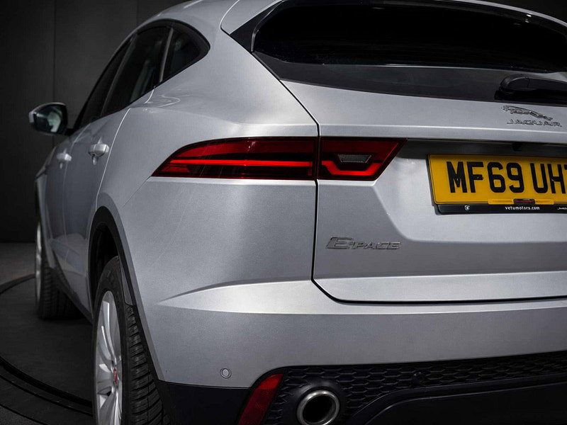 Jaguar E-PACE 2.0 E-PACE SE D AWD Auto 4WD 5dr 5dr Automatic 2026