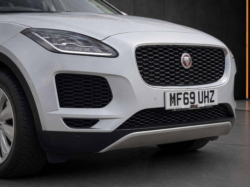 Jaguar E-PACE 2.0 E-PACE SE D AWD Auto 4WD 5dr 5dr Automatic 2026