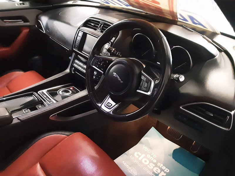 Jaguar F-PACE 2.0 D180 R-Sport Auto Euro 6 (s/s) 5dr 5dr Automatic 2026