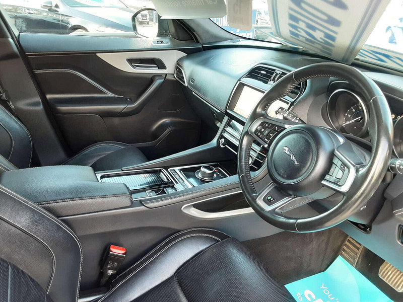 Jaguar F-PACE 2.0 F-PACE R-Sport AWD D Auto 4WD 5dr 5dr Automatic 2026