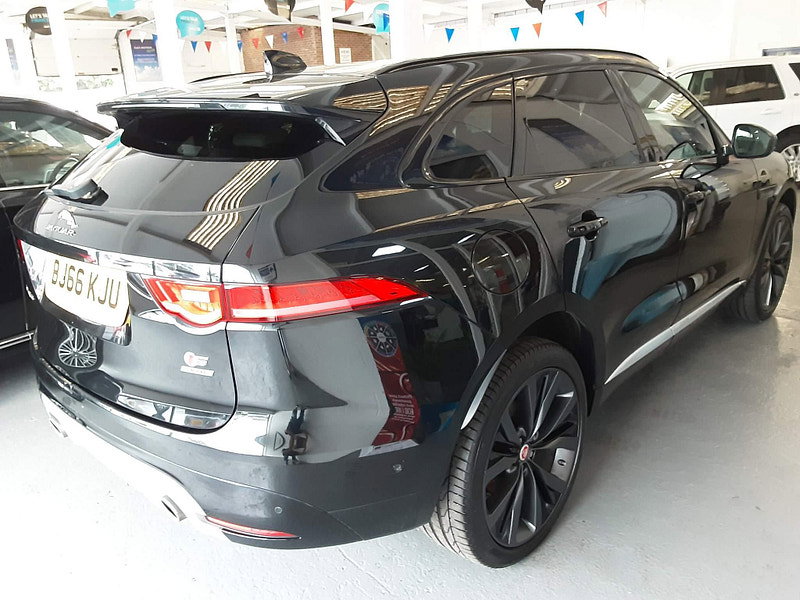 Jaguar F-PACE 3.0 D300 V6 First Edition Auto AWD Euro 6 (s/s) 5dr 5dr Automatic 2026