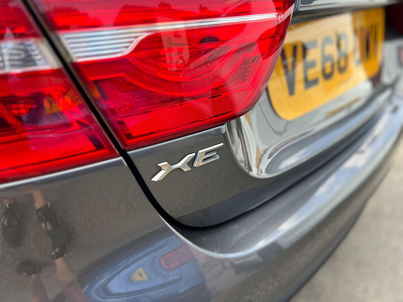 Jaguar XE 2.0d R-Sport Auto Euro 6 (s/s) 4dr 4dr Automatic 2026