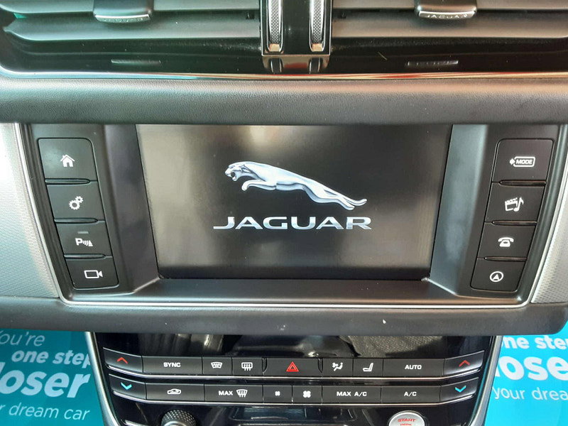 Jaguar XF 2.0 XF Portfolio D Auto 4dr 4dr Automatic 2026