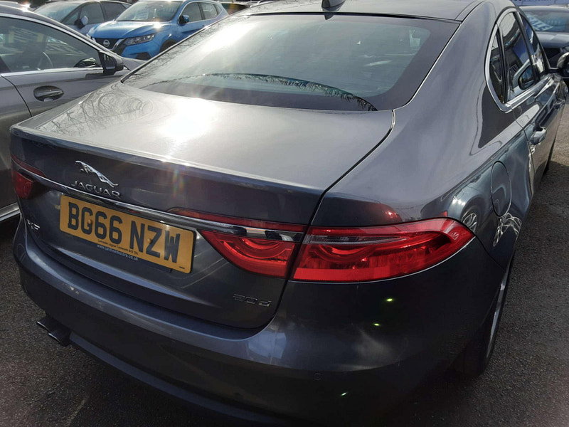 Jaguar XF 2.0 XF Portfolio D Auto 4dr 4dr Automatic 2026