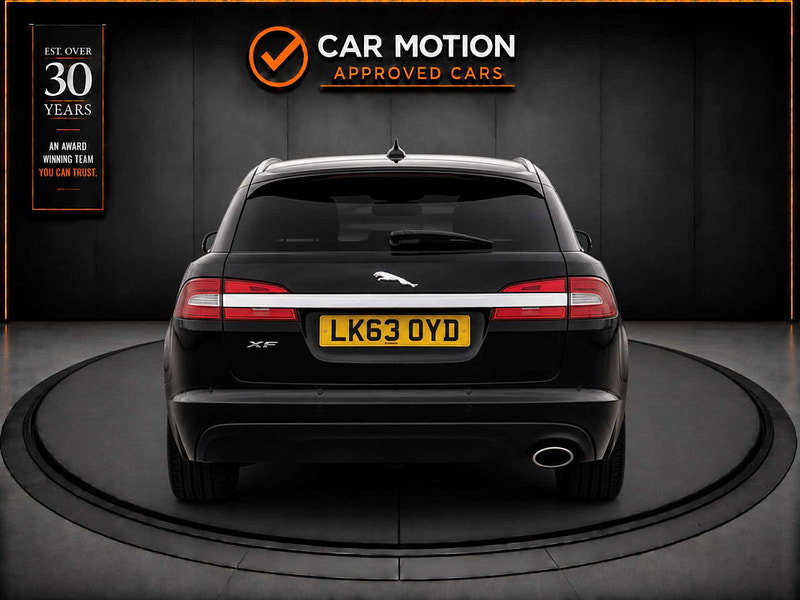 Jaguar XF 2.2 XF Luxury Sportbrake D Auto 5dr 5dr Automatic 2026