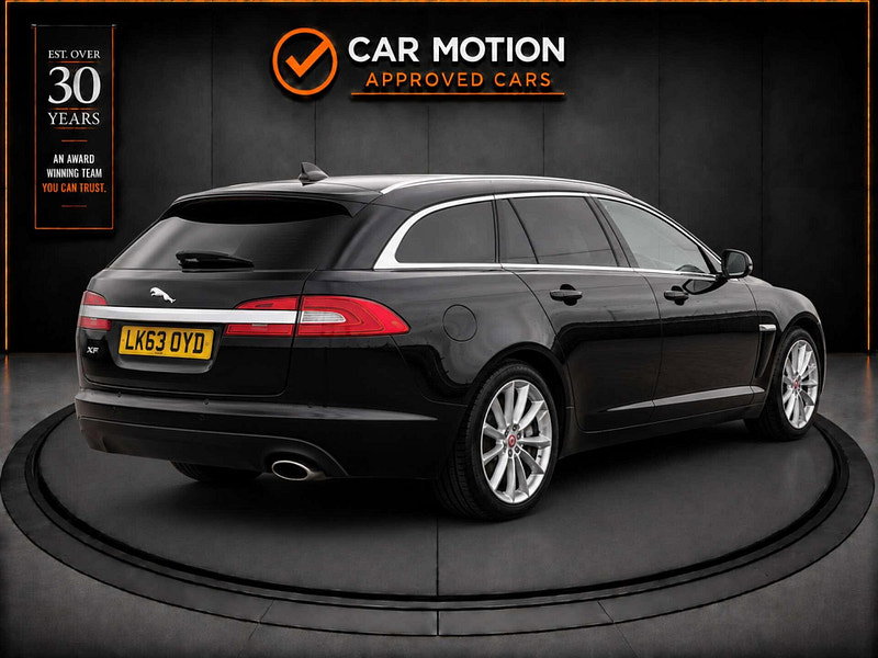 Jaguar XF 2.2 XF Luxury Sportbrake D Auto 5dr 5dr Automatic 2026